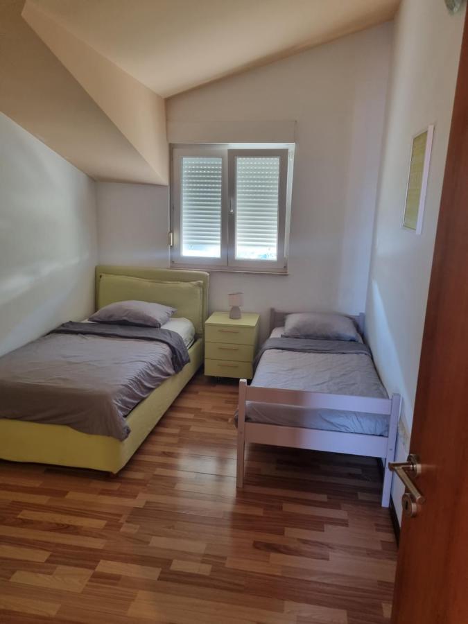 Apartment Lena Kaštela Kültér fotó